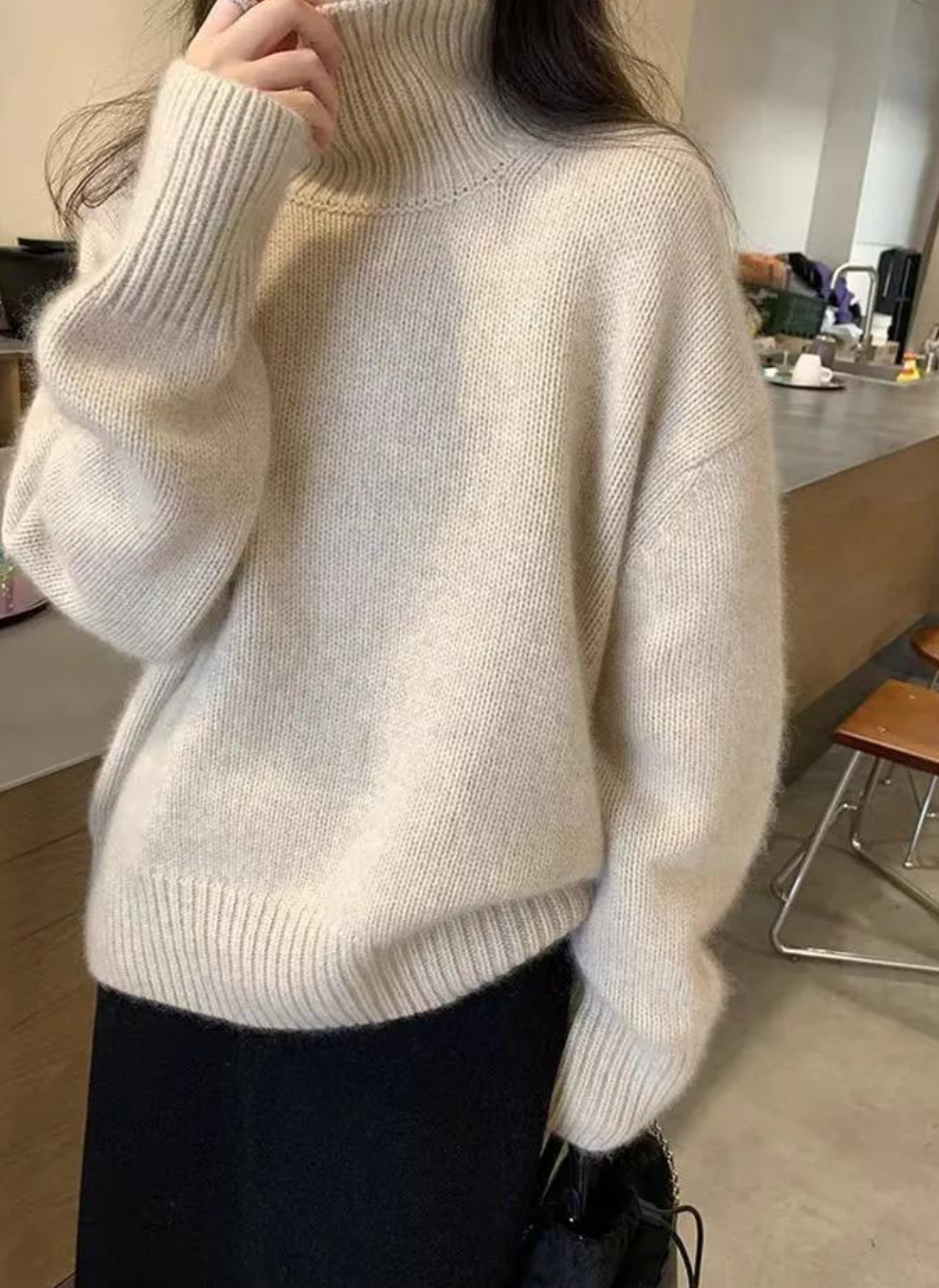 OLIVIA - CASHMERE TURTLENECK SWEATER