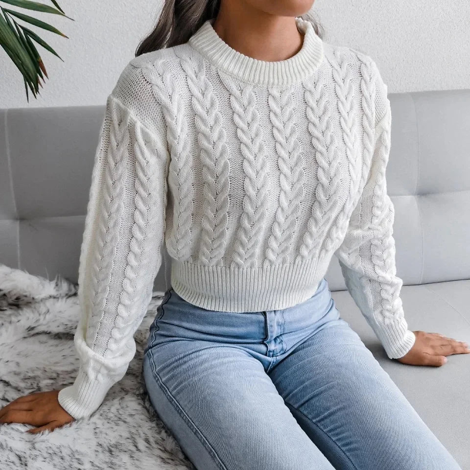 ZOEY - SHORT KNITTED SWEATER