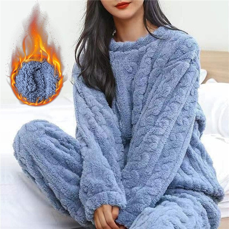 ELLY -  FLEECE PAJAMA SET FOR WOMEN